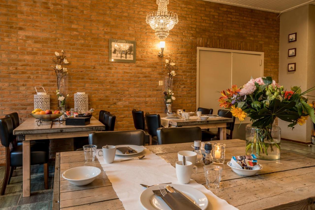 Hotel-Restaurant Van Der Weijde Noordgouwe Esterno foto