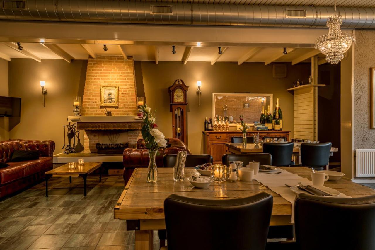 Hotel-Restaurant Van Der Weijde Noordgouwe Esterno foto